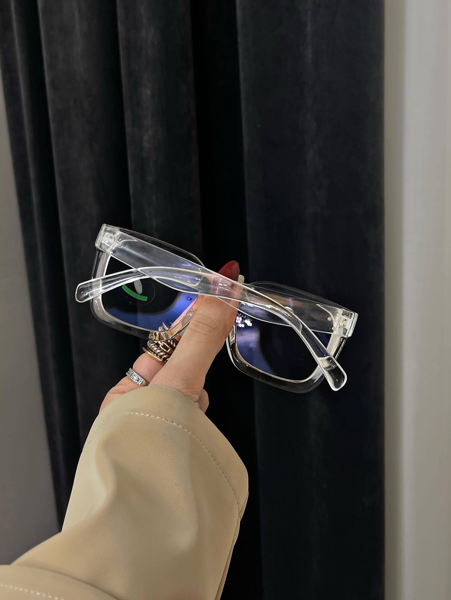 عینک سلین کریستالی