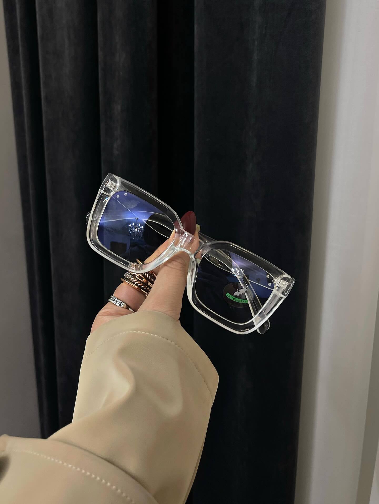 عینک سلین کریستالی