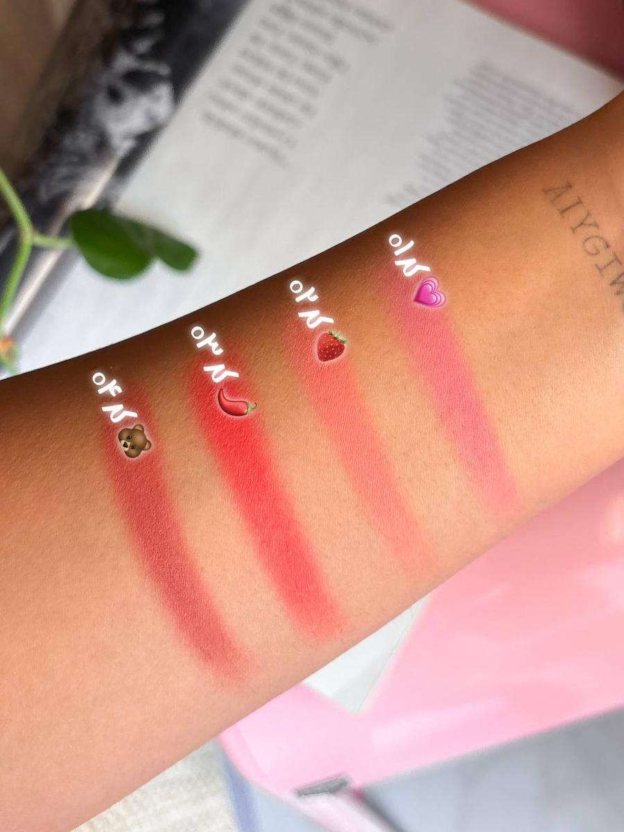 رژگونه پودری mocoallure (طرح دیور)